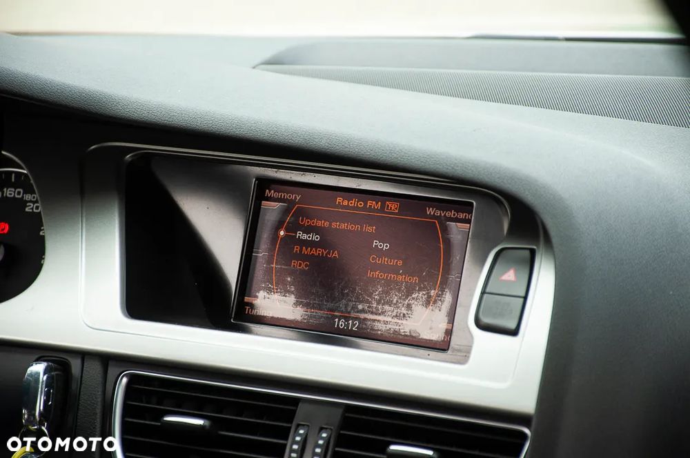 Audi A4 Avant 2.0 TDI DPF S line Sportpaket - 16