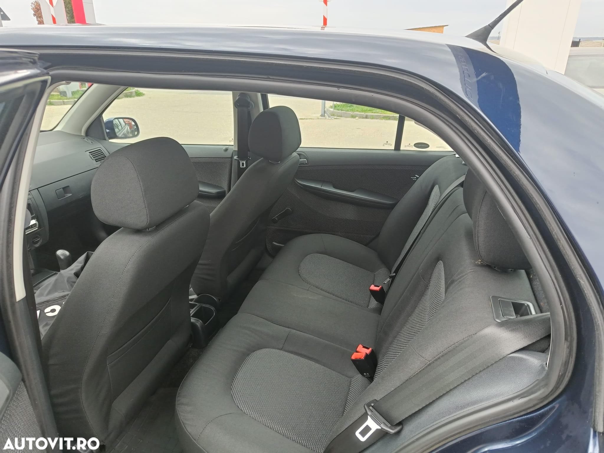 Skoda Fabia Sedan 1.2 Ambiente - 4