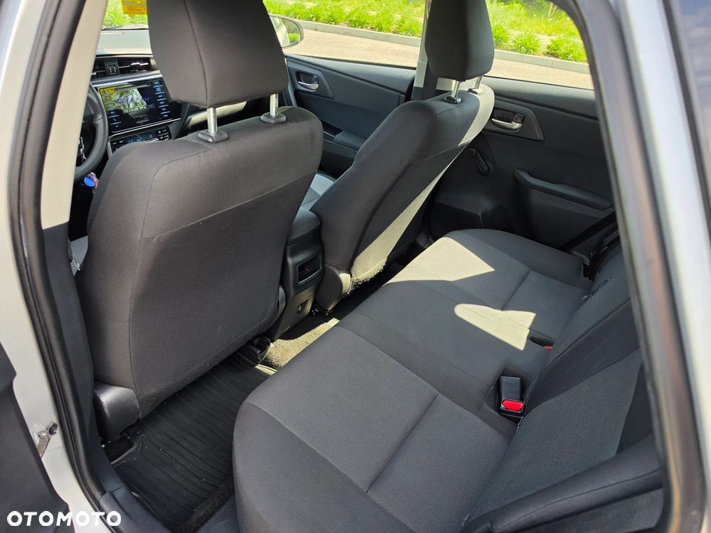 Toyota Auris 1.6 Active - 12