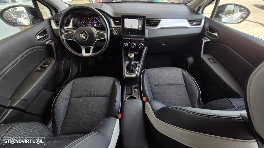 Renault Captur 1.0 TCe Exclusive Bi-Fuel - 32