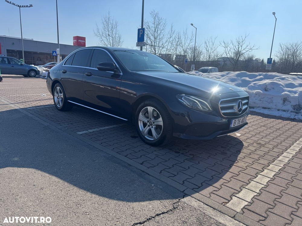 Mercedes-Benz E 220 d 4MATIC Aut. - 33