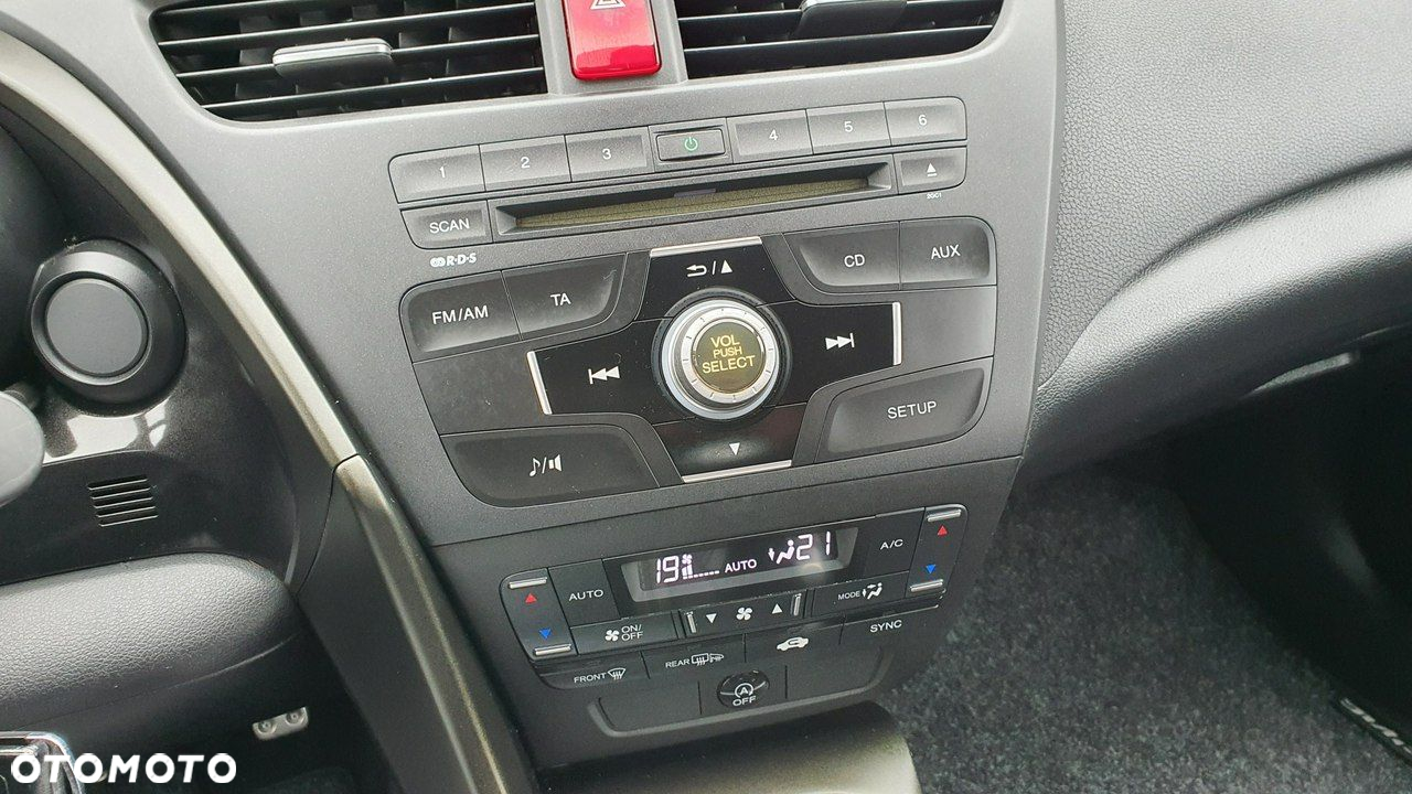 Honda Civic 2.2 i-DTEC Comfort - 24