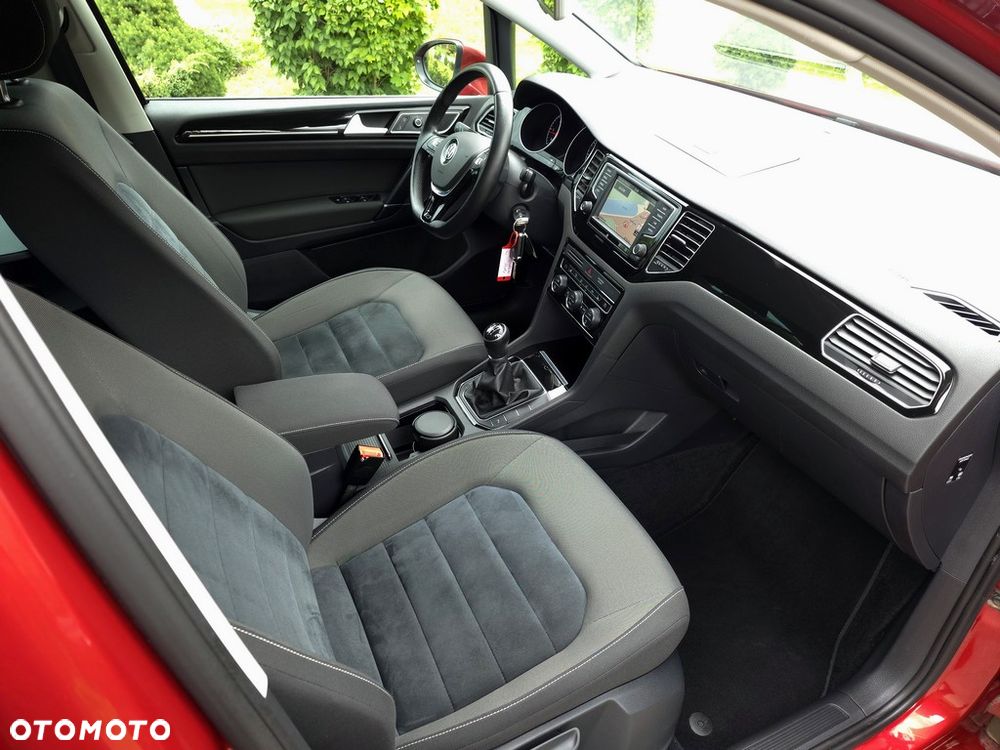 Volkswagen Golf Sportsvan - 12