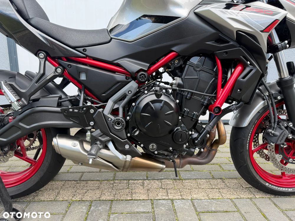 Kawasaki Z 650 - 21