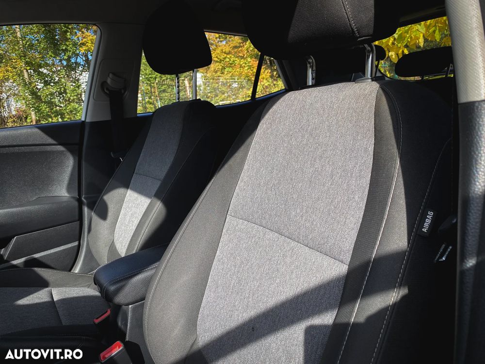 Kia Stonic 1.2 MPI 5MT Urban - 13
