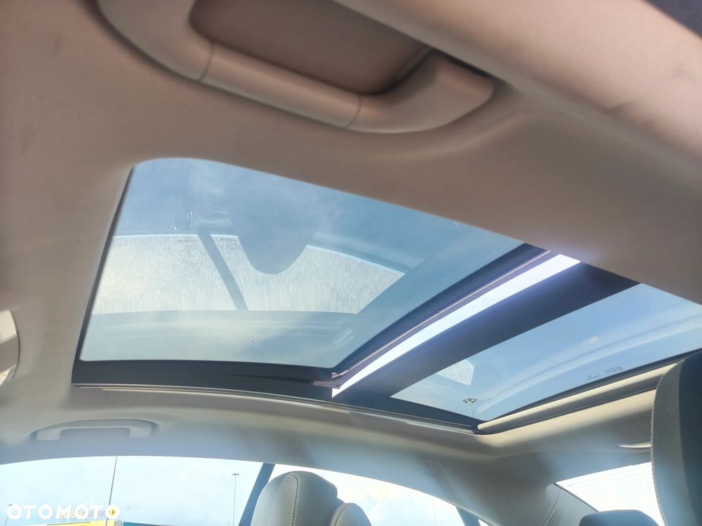 Mercedes-Benz Klasa E 350 CGI BlueEffICIENCY - 17