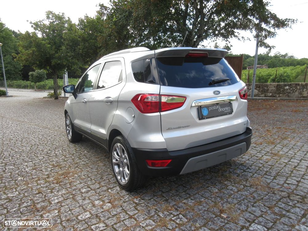 Ford EcoSport - 7