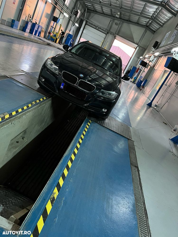 BMW Seria 3 318d - 13