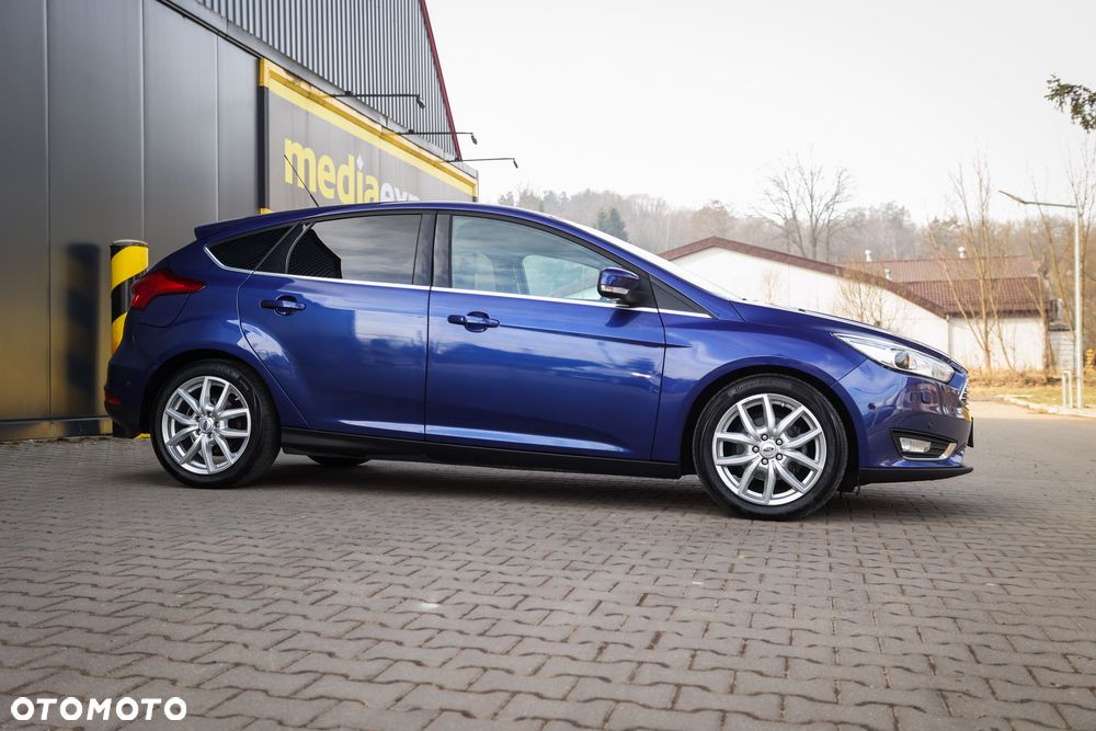 Ford Focus 1.0 EcoBoost Titanium ASS - 9