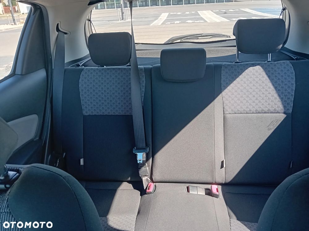 Toyota Yaris - 13