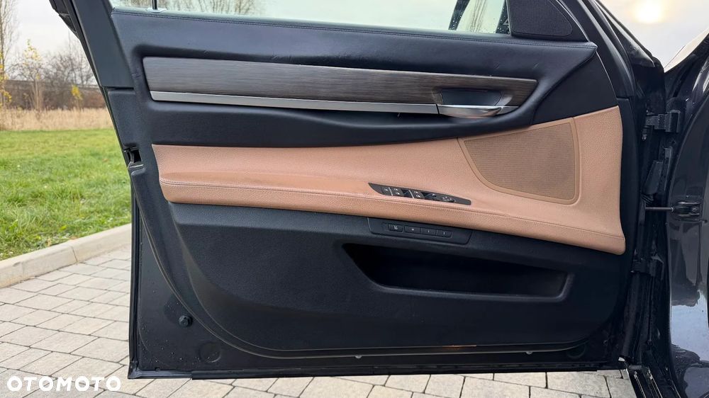 BMW Seria 7 730d - 20