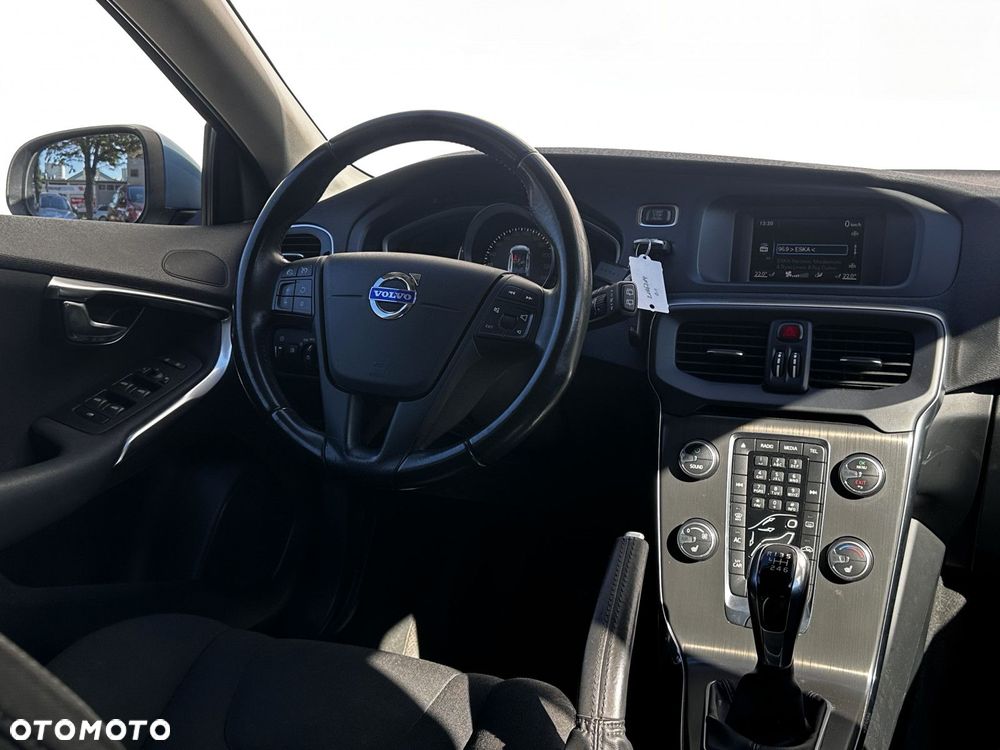 Volvo V40 - 11