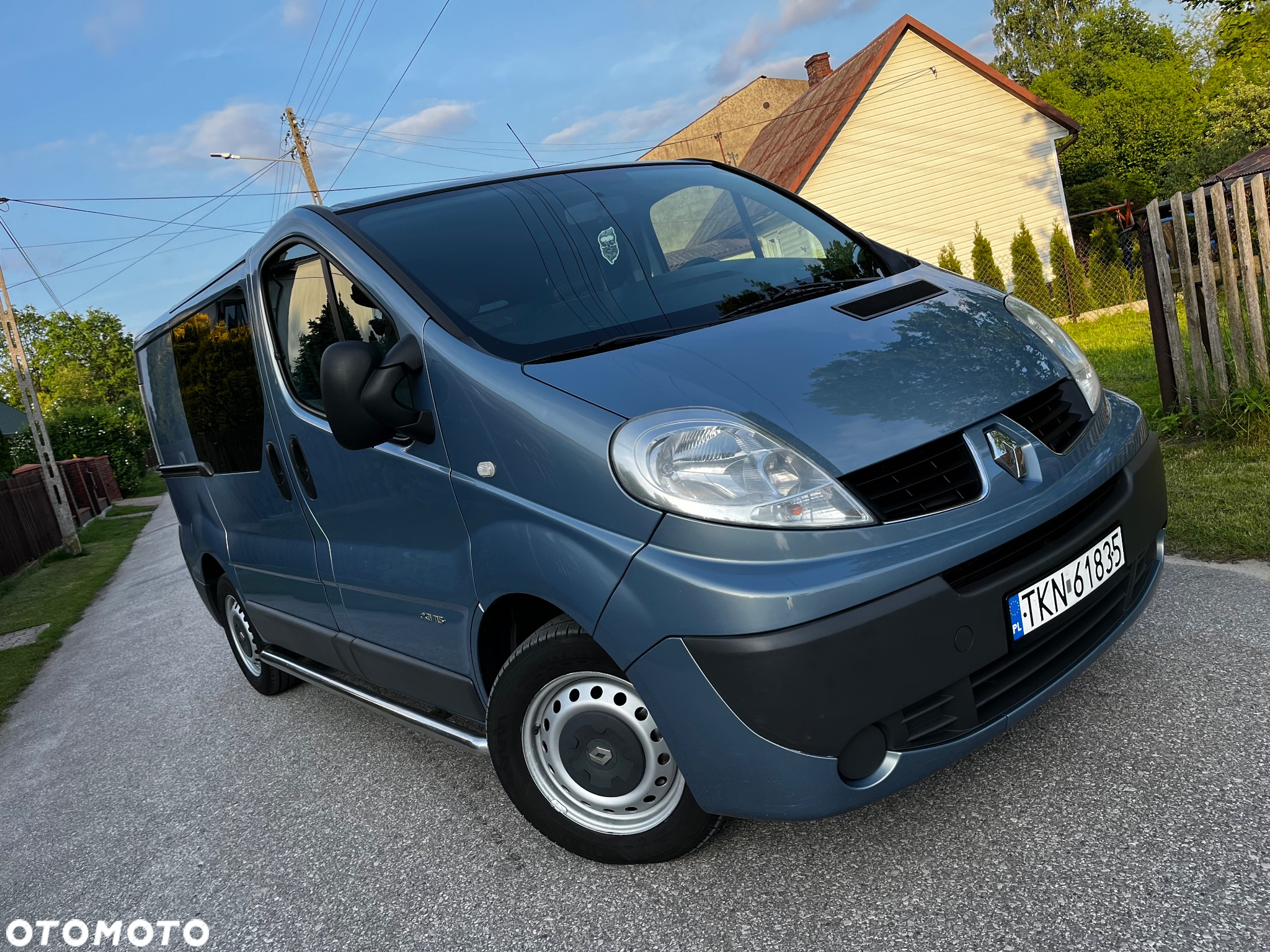 Renault TRAFIC - 24