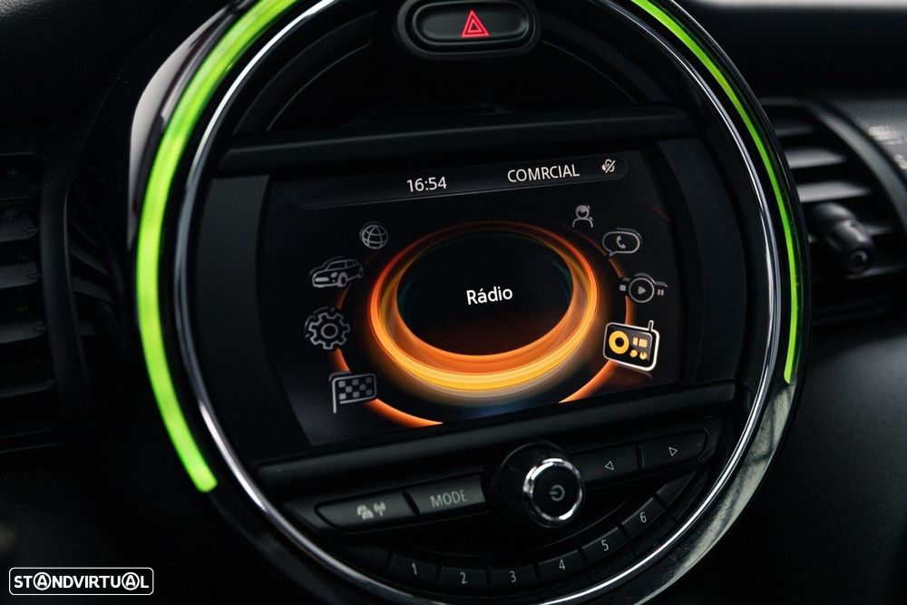 MINI 3 Portas Cooper D Aut. - 34