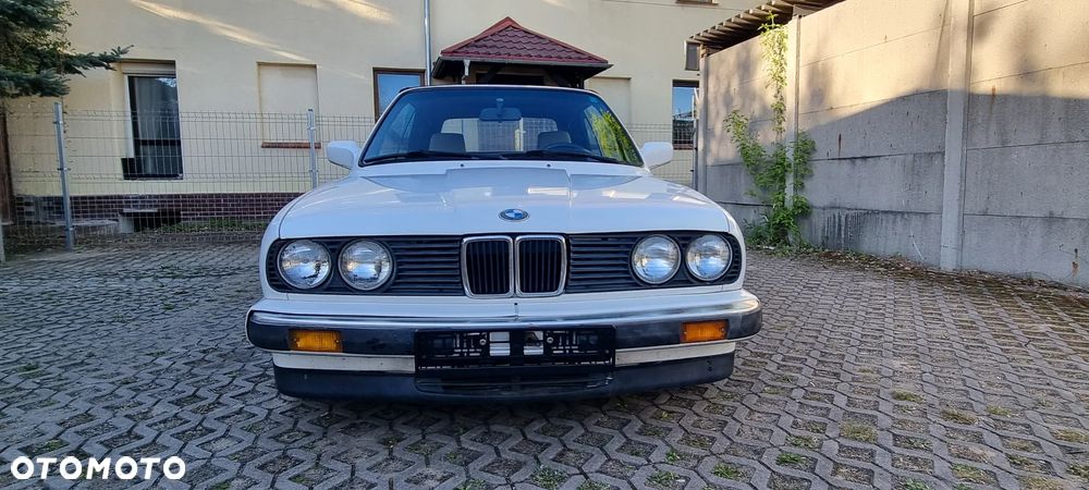 BMW Seria 3 325i - 9