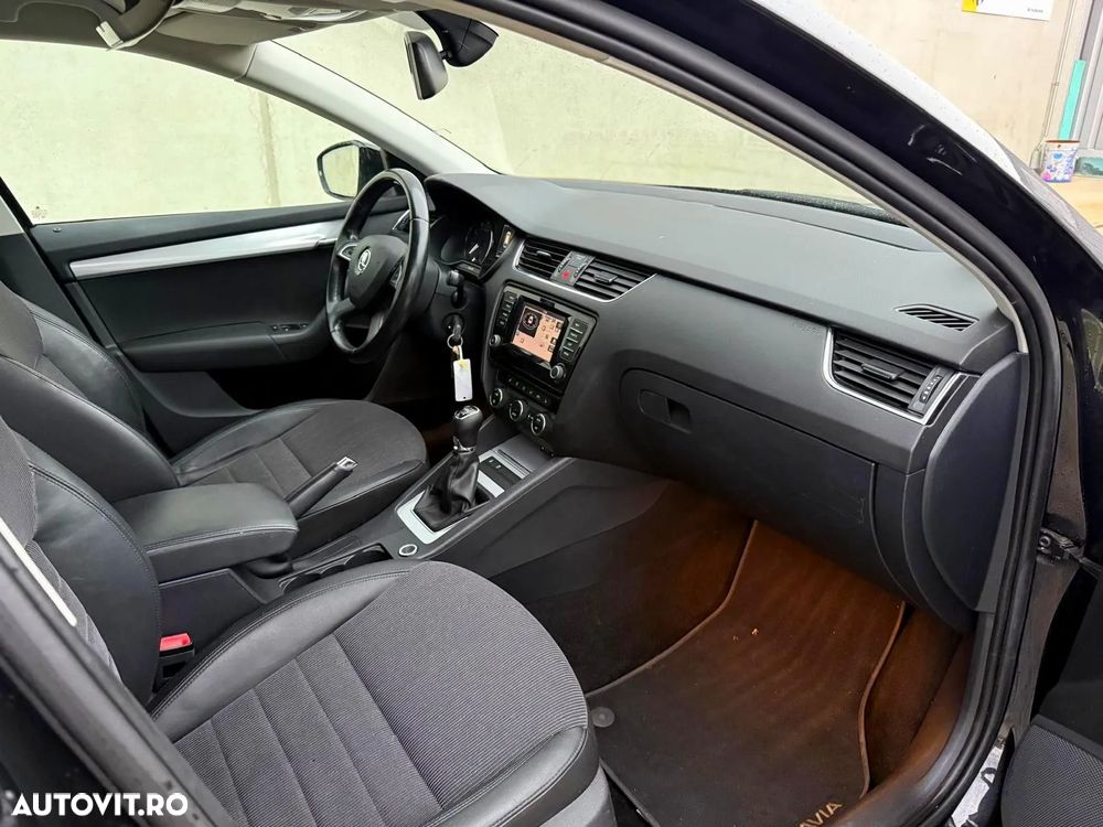 Skoda Octavia 1.2 TSI ELEGANCE - 7