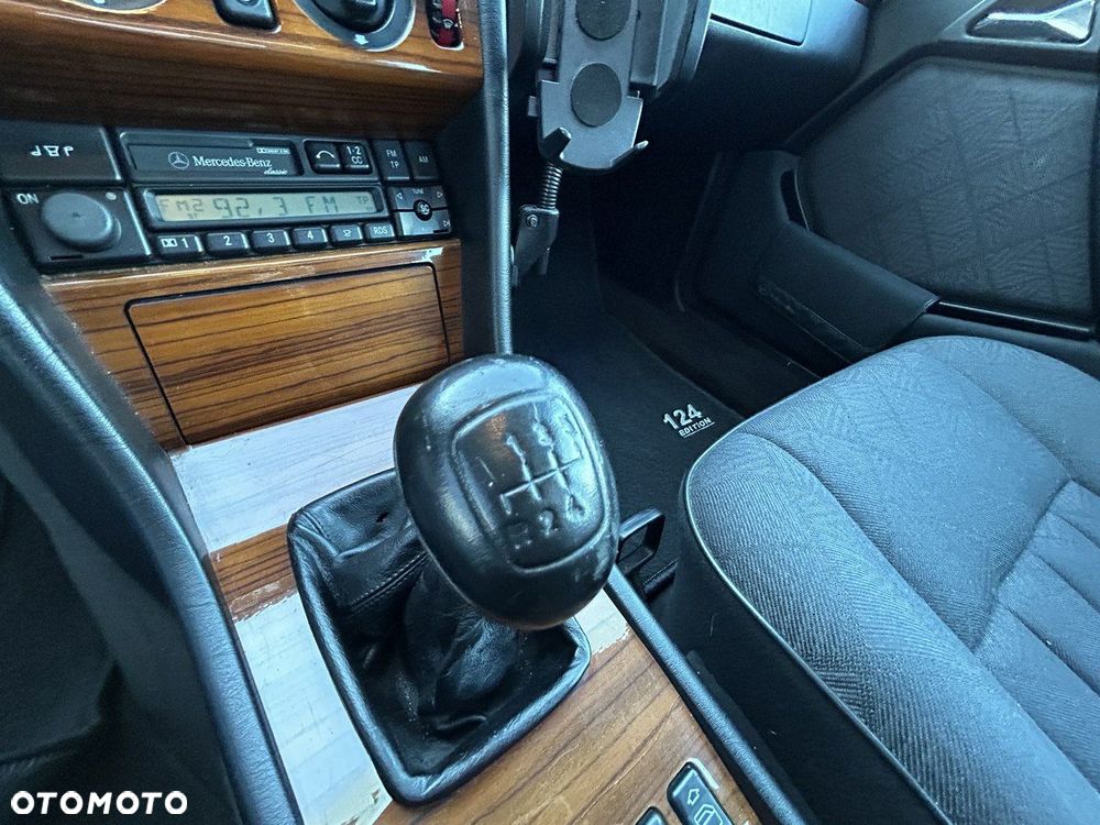 Mercedes-Benz Klasa E - 12