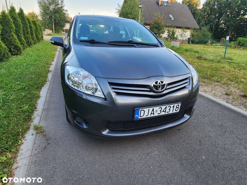 Toyota Auris 1.33 VVT-i Life Comfort - 2