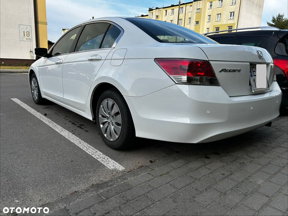 Honda Accord 2.4 i Automatik Executive - 2