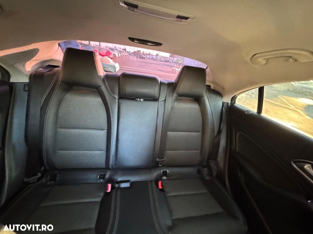 Mercedes-Benz CLA 180 - 5