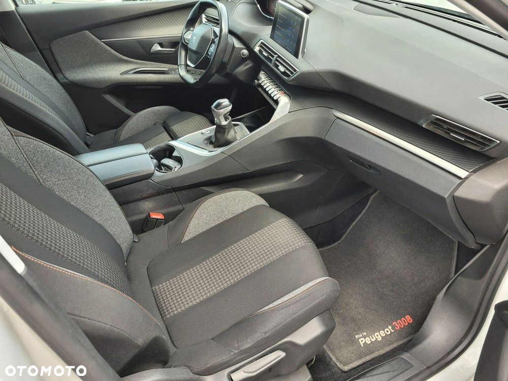 Peugeot 3008 - 9