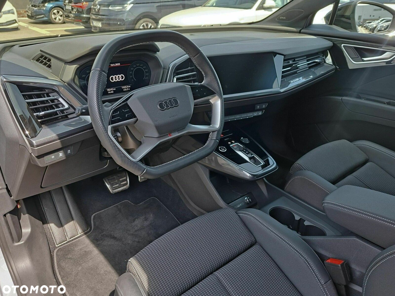 Audi Q4 e-tron - 9