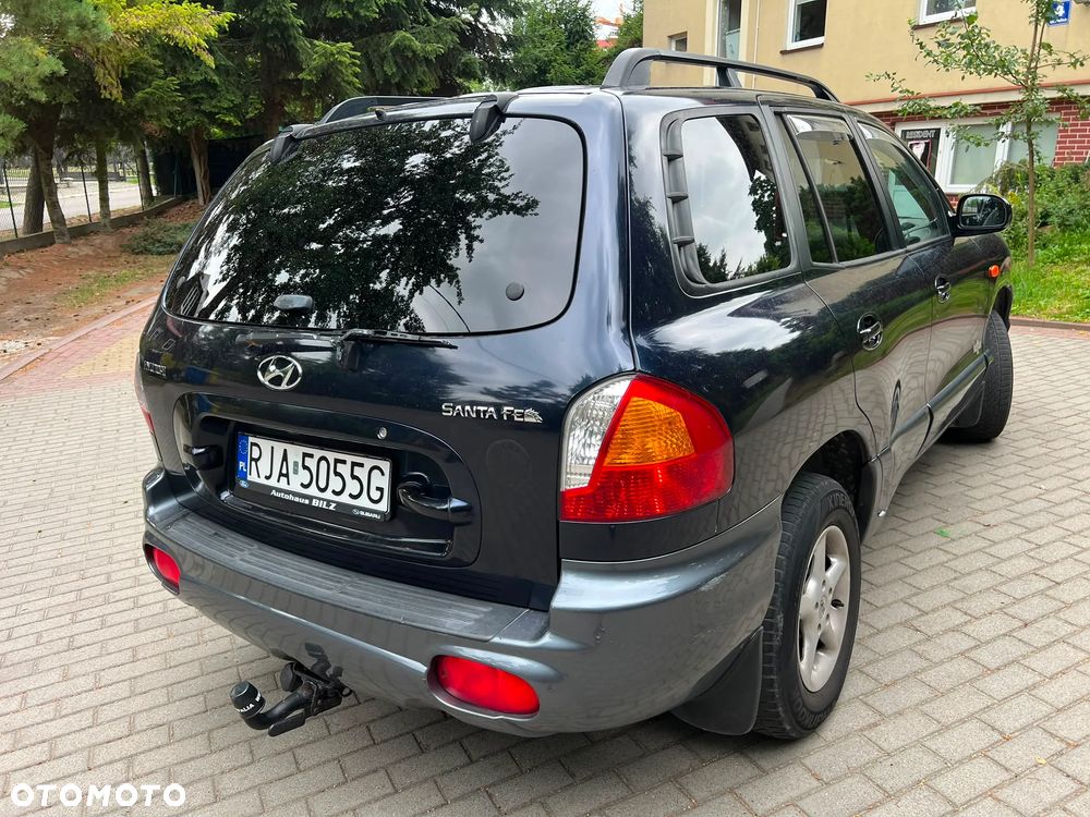 Hyundai Santa Fe - 3