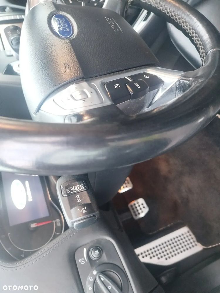 Ford Mondeo - 14