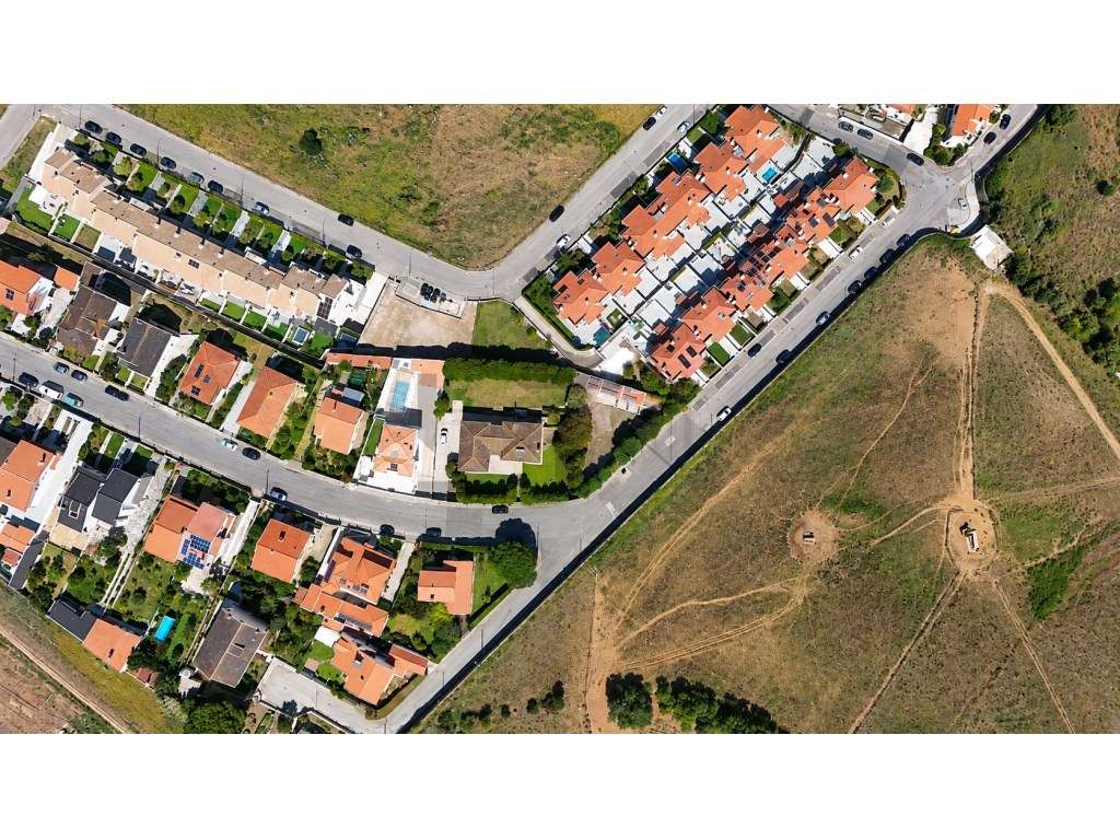 Moradia T4 com 2338 m2 de Terreno para Venda Junto ao Palácio Nacio... - Grande imagem: 3/60