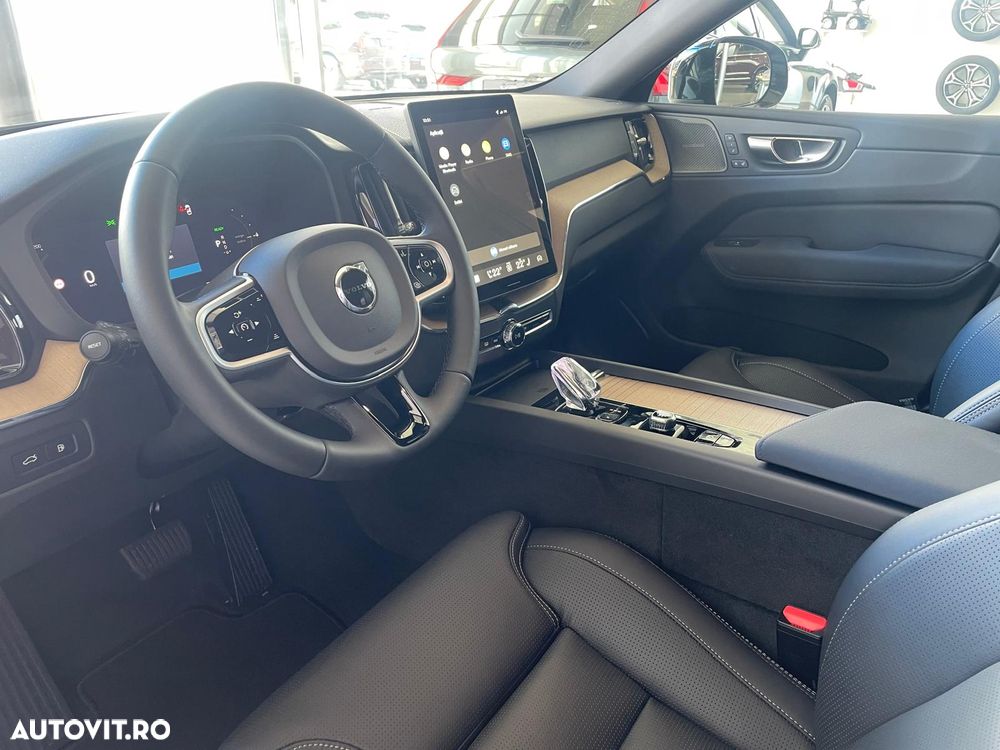 Volvo XC 60 T6 AWD Recharge Plus Dark - 15