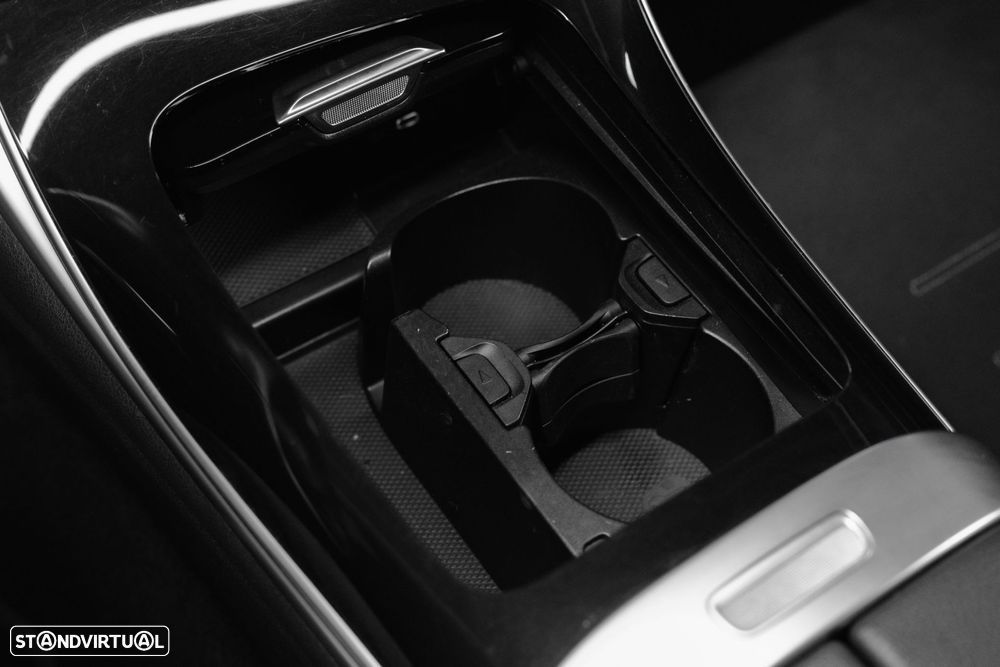 Mercedes-Benz C 300 e AMG Line - 37