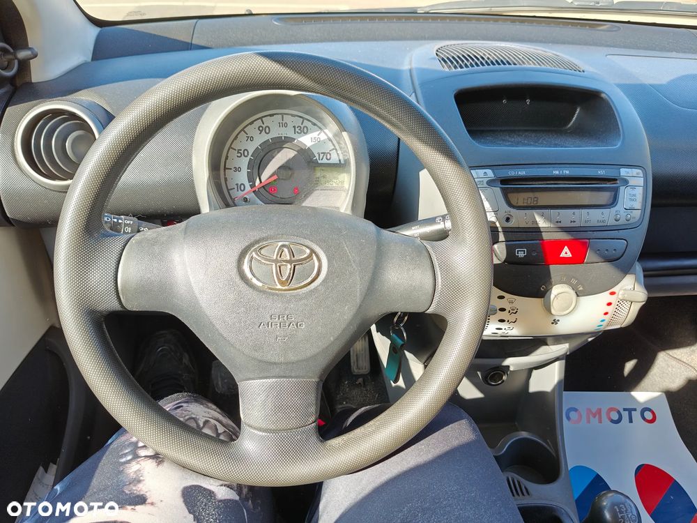 Toyota Aygo 1.0 VVT-i Luna - 19