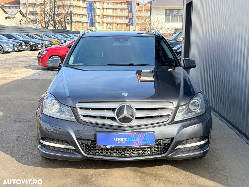 Mercedes-Benz C 300 CDI DPF 4Matic (BlueEFFICIENCY) 7G-TRONIC Avantgarde - 8