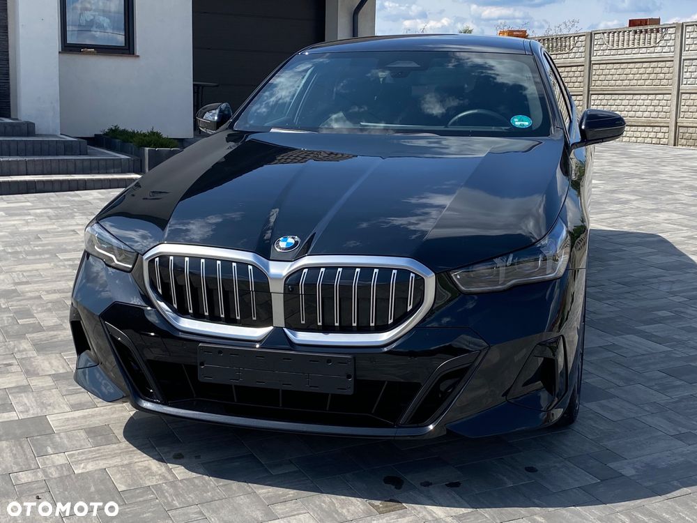 BMW Seria 5 520d xDrive - 3