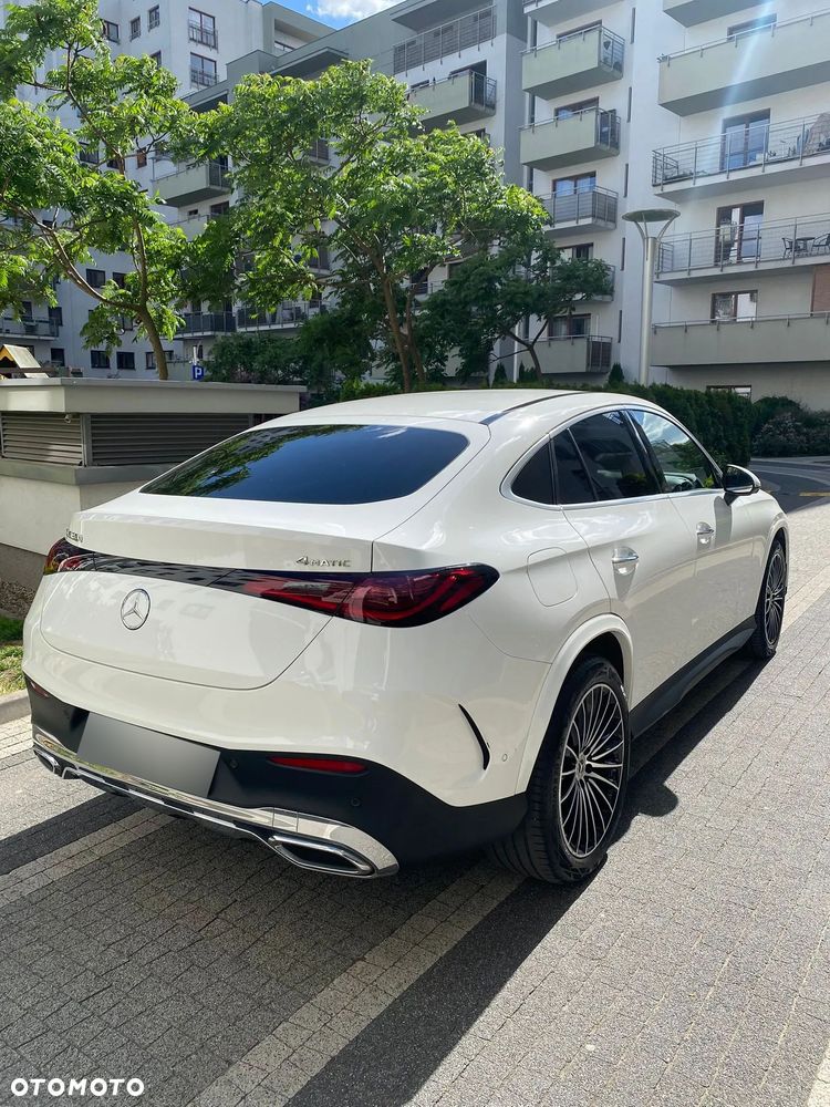 Mercedes-Benz GLC 300 4Matic 9G-TRONIC AMG Line Advanced - 9