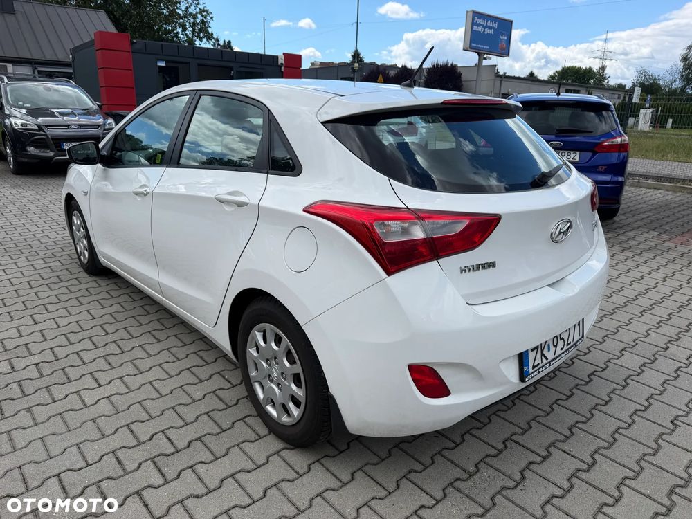 Hyundai i30 1.4 CRDi Comfort - 3