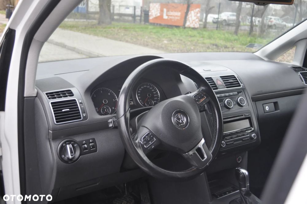 Volkswagen Touran 2.0 TDI BMT Special Edition DSG - 8