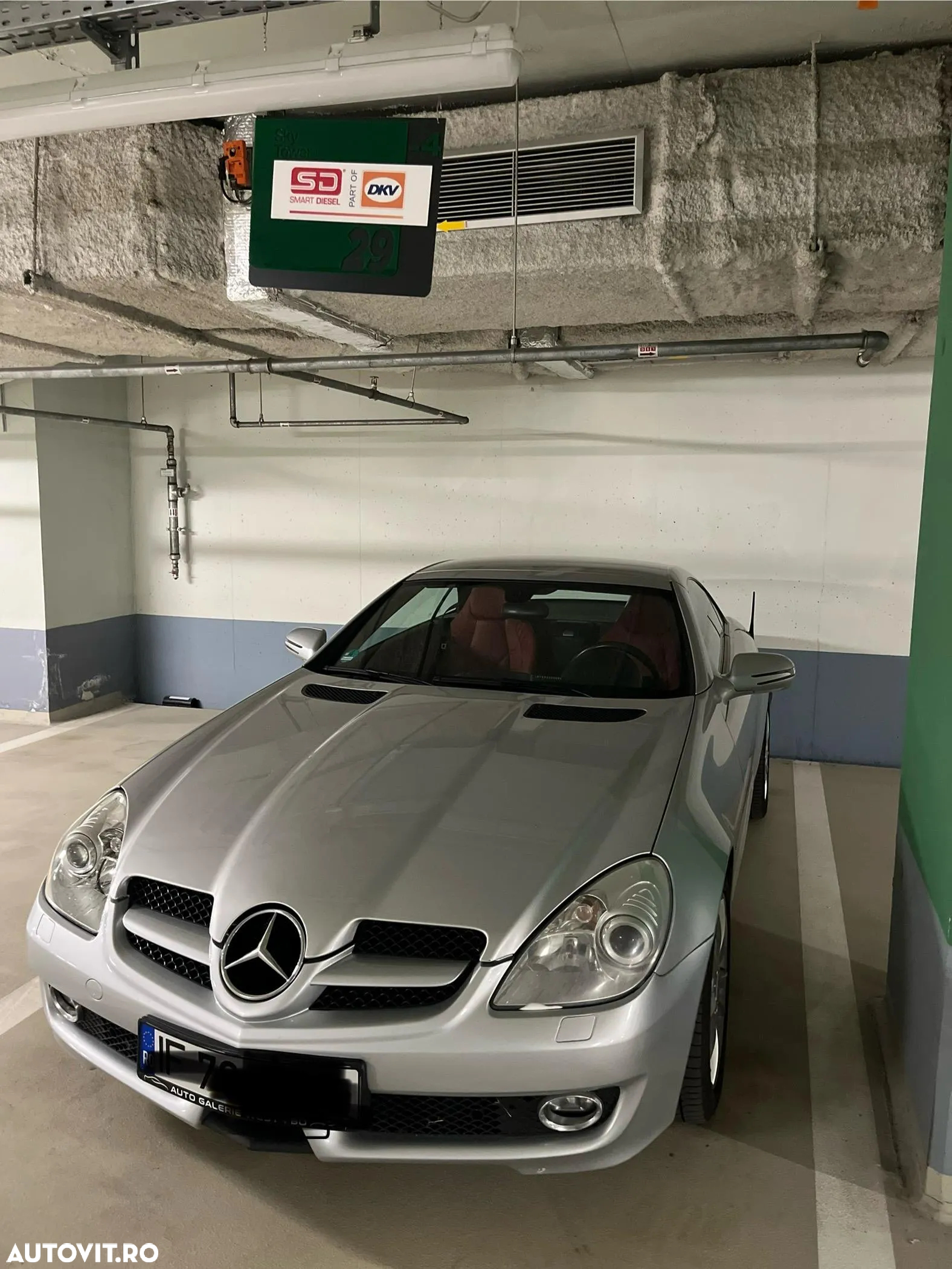 Mercedes-Benz SLK 200 BlueEFFICIENCY Roadster pur - 2