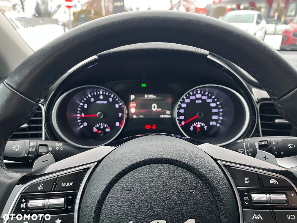 Kia Ceed 1.5 T-GDI Tribute DCT - 11