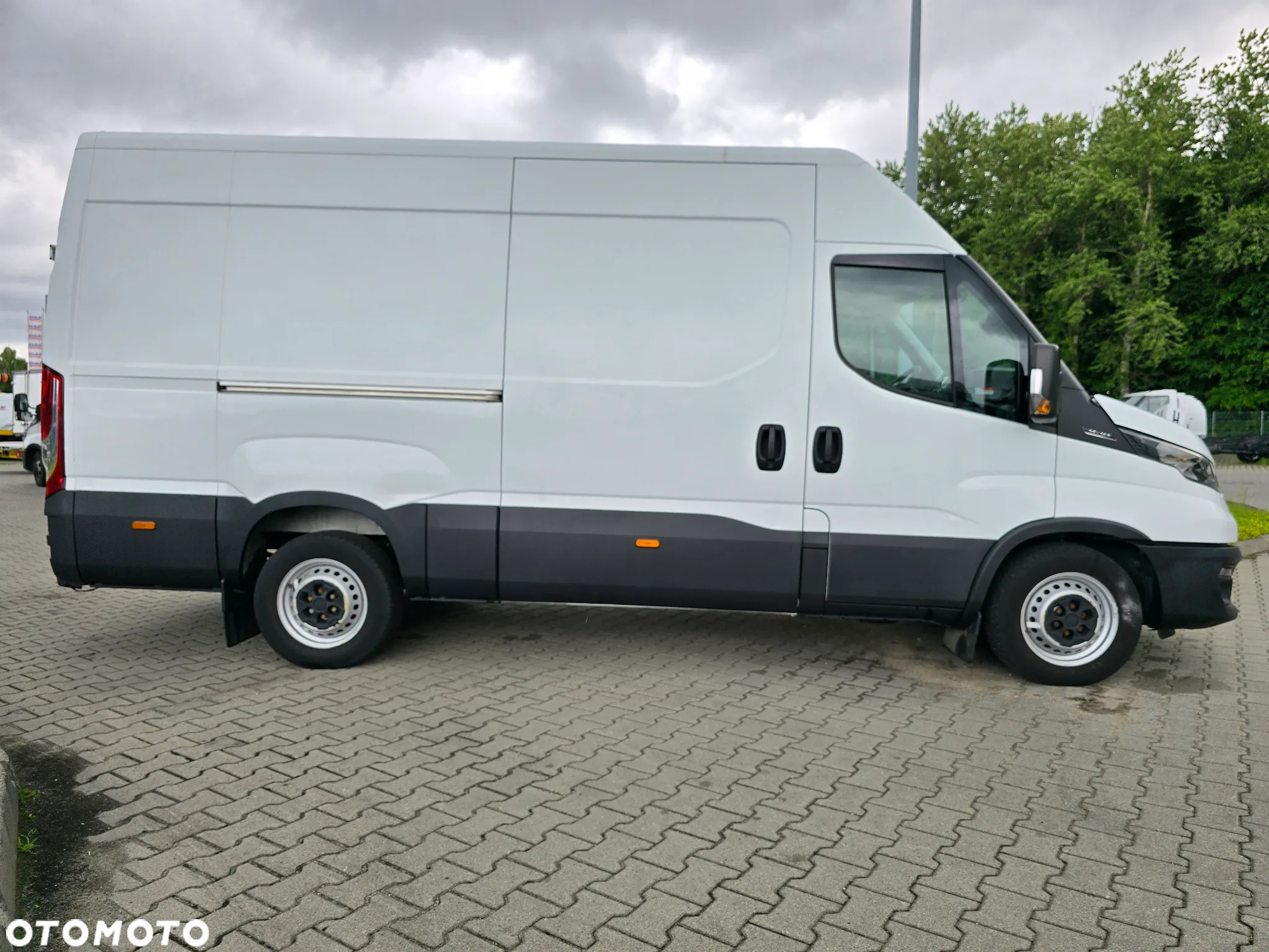 Iveco DAILY 35S16 Furgon L3H2 - 4