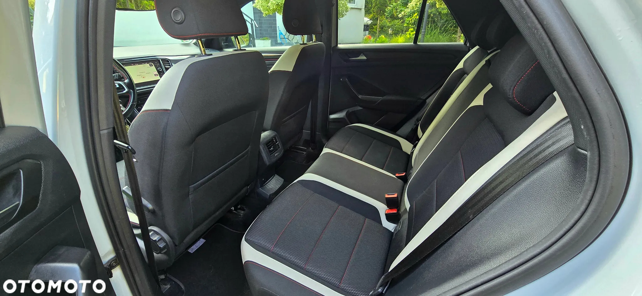 Volkswagen T-Roc 1.5 TSI ACT OPF DSG Sport - 6