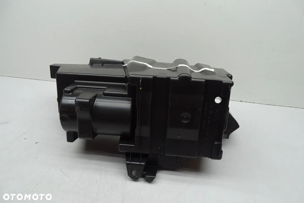 Mercedes C Klasa W205 Mocowanie Uchwyt A2058991400 A2058900700 - 3
