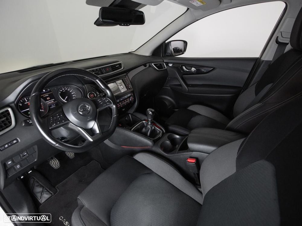 Nissan Qashqai 1.5 dCi N-Connecta - 7