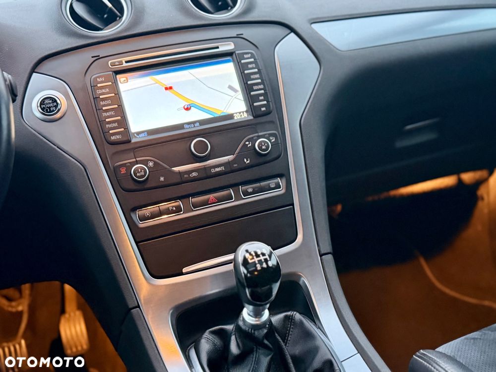 Ford Mondeo 1.6 T Platinium X Plus (Titanium) - 21