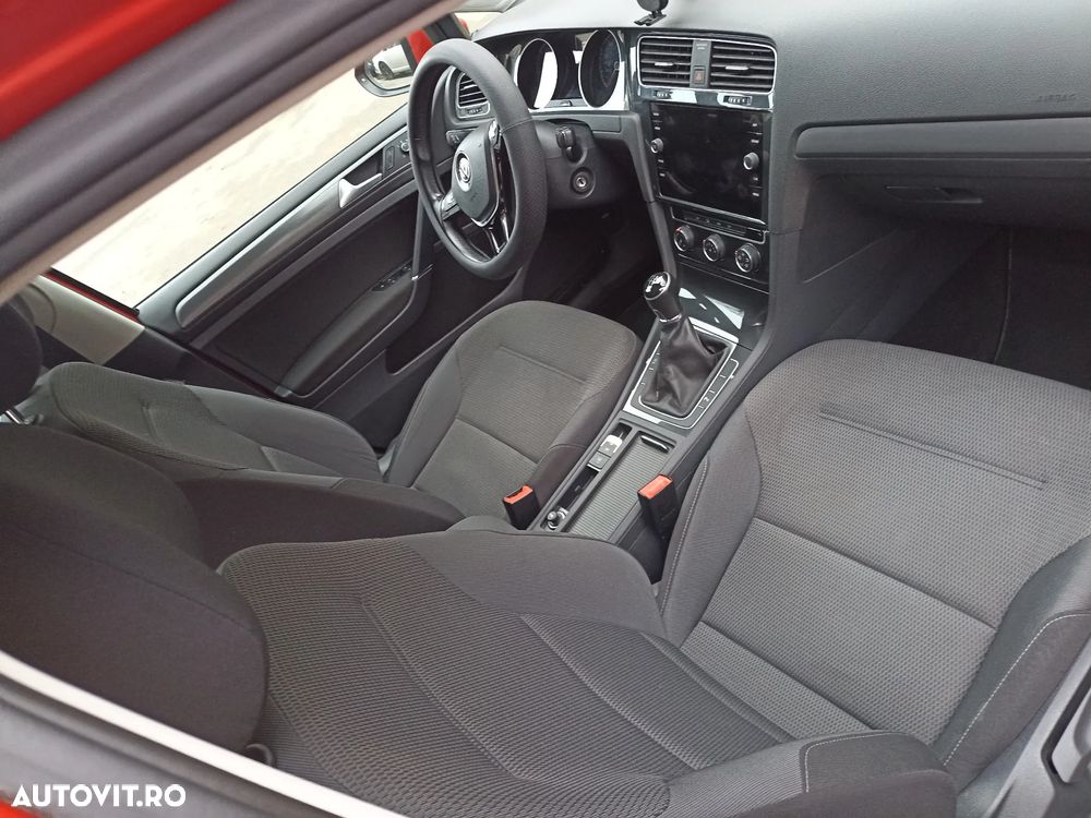 Volkswagen Golf 1.6 TDI SCR Comfortline - 19