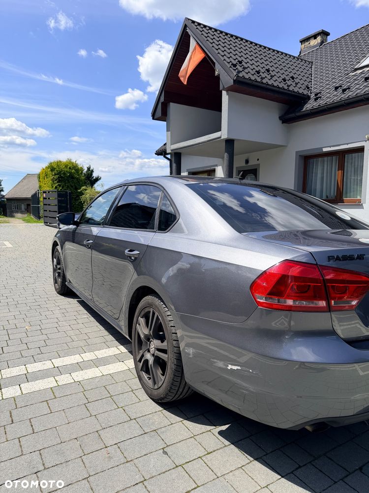 Volkswagen Passat - 8