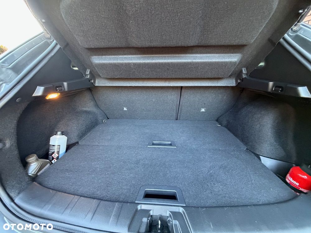 Nissan Qashqai 1.3 DIG-T N-Connecta EU6d - 36