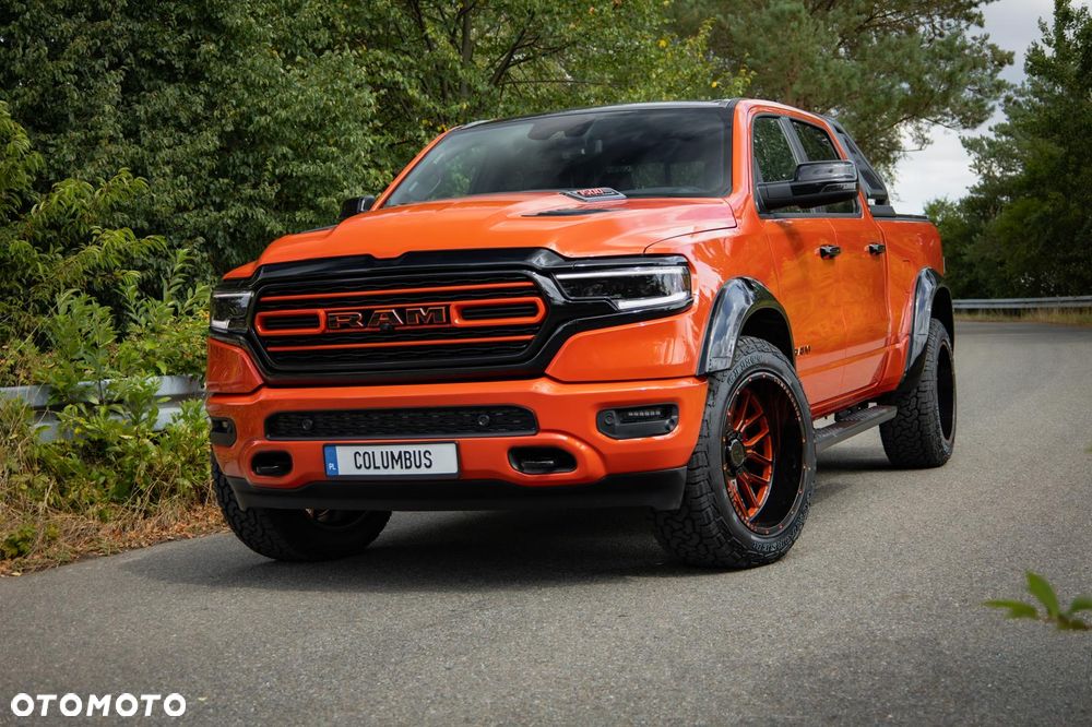 RAM 1500 5.7 Crew Cab Longbed Laramie Black - 39