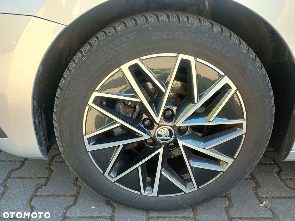 Skoda Octavia 1.5 TSI GPF ACT Ambition - 11