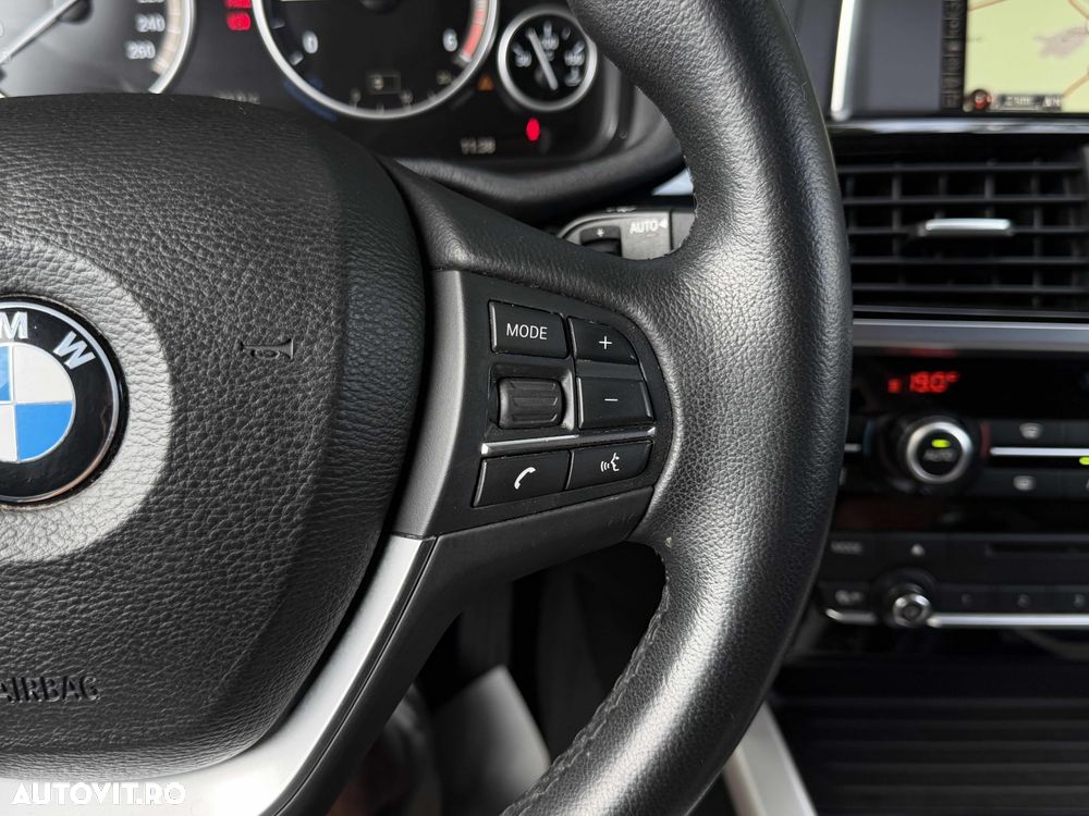 BMW X3 sDrive18d Advantage - 29
